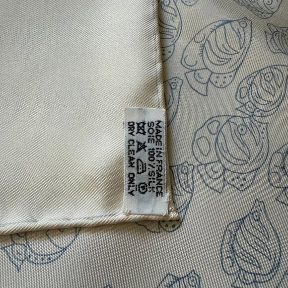 Hermes Scarf Carré 90 Atlantic Ocean Encounter Silk Blue Seabed Fish - Picture 4 of 8